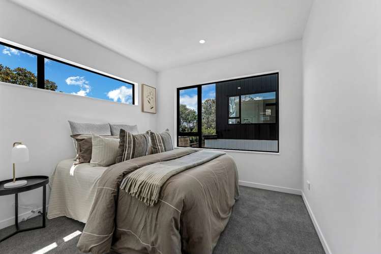 21B County Road Torbay_14