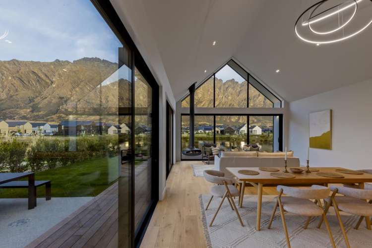 7 Centurion Court Jack's Point_22