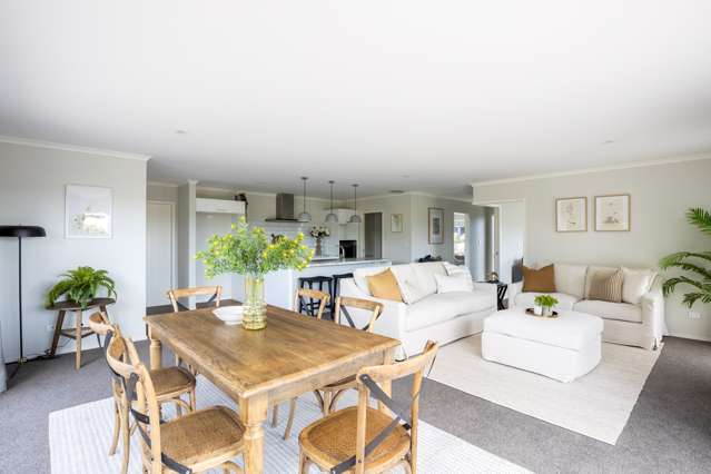 3 Oakmont Crescent Waiwhakaiho_1