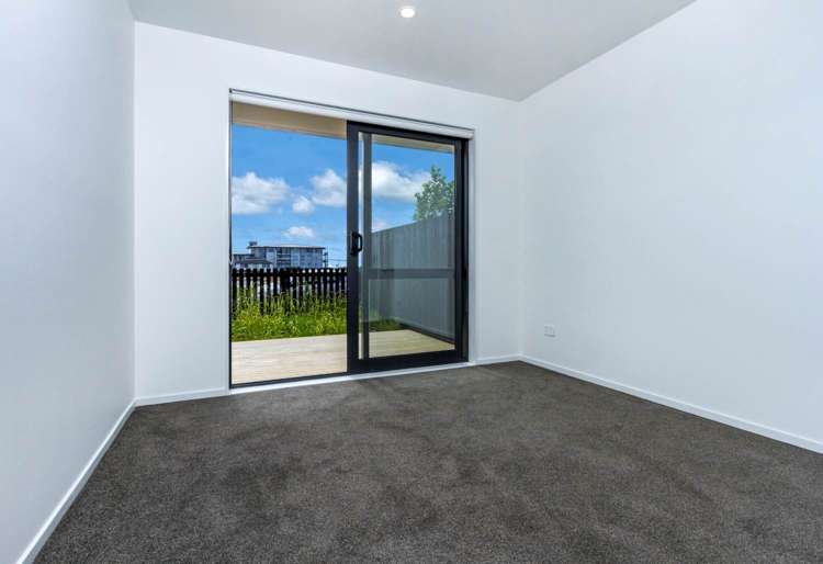 12 Papa Takaro Lane Flat Bush_8