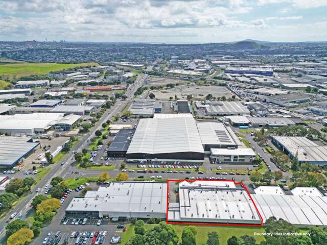 Unit B/2 George Bourke Drive Mt Wellington_3