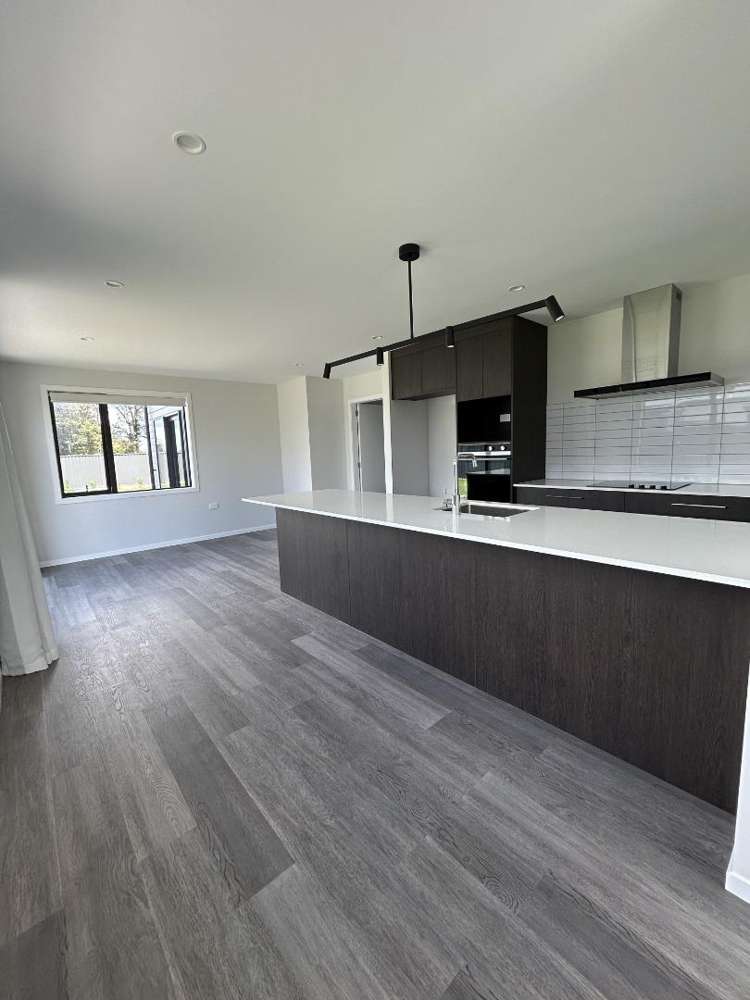 12 Sir Bob Charles Drive 10754_6