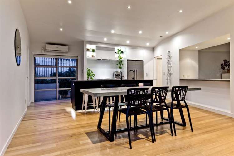 357 Royal Road Massey_26