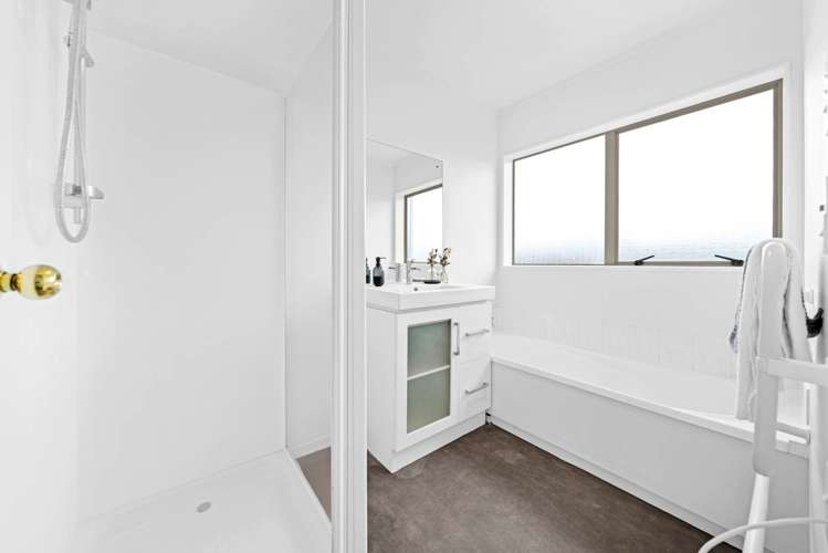 5 Evergreen Rise New Lynn_7