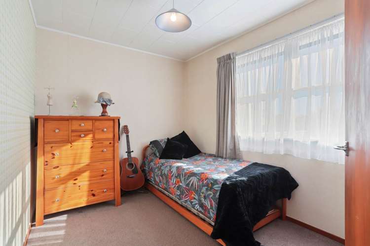 13 Karo Place Glendene_18