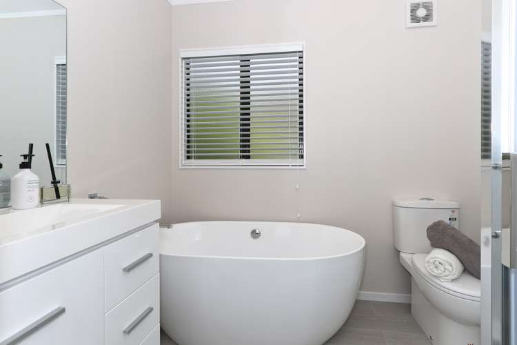 2/36a Paihia Road Onehunga_9