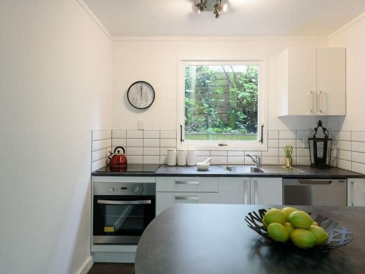 6/46 Hiropi Street Newtown_7