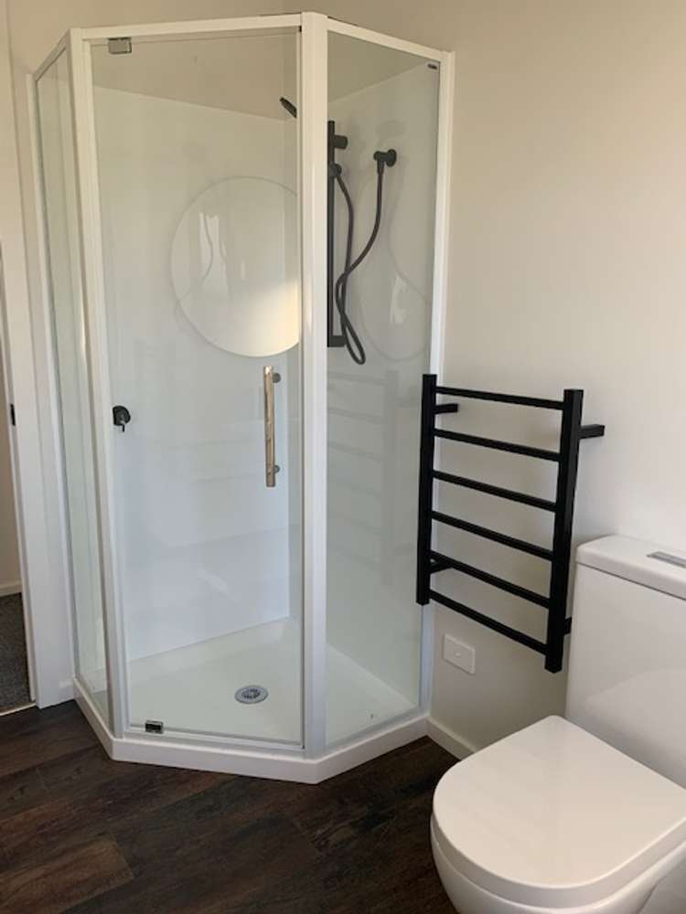 8 Drovers Way Frimley_7