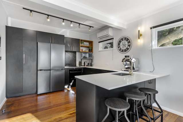 22 Tawa Street Eastbourne_2