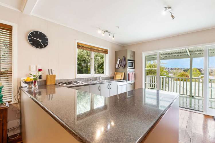 2/14d Moffat Road Red Beach_7