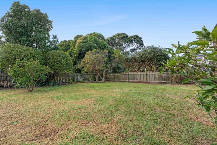 13 Awaroa Road Helensville_8
