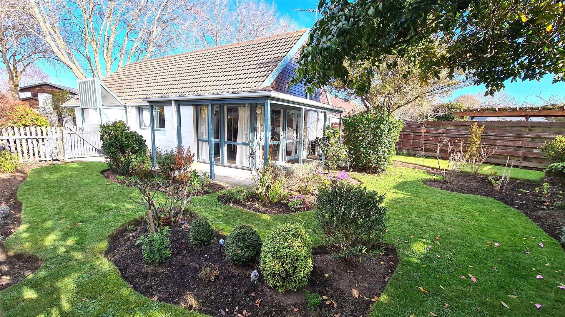 2/4 Egmont Place Bishopdale_0