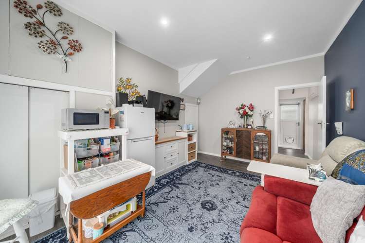 7 Hawtrey Terrace Johnsonville_18