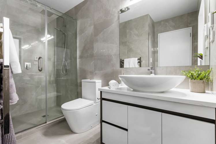 6a Hostel Access Road Eastern Beach_33