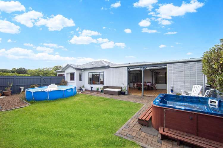 46 Hillwell Drive Henderson Heights_16