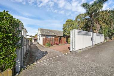 654 Sandringham Road_4