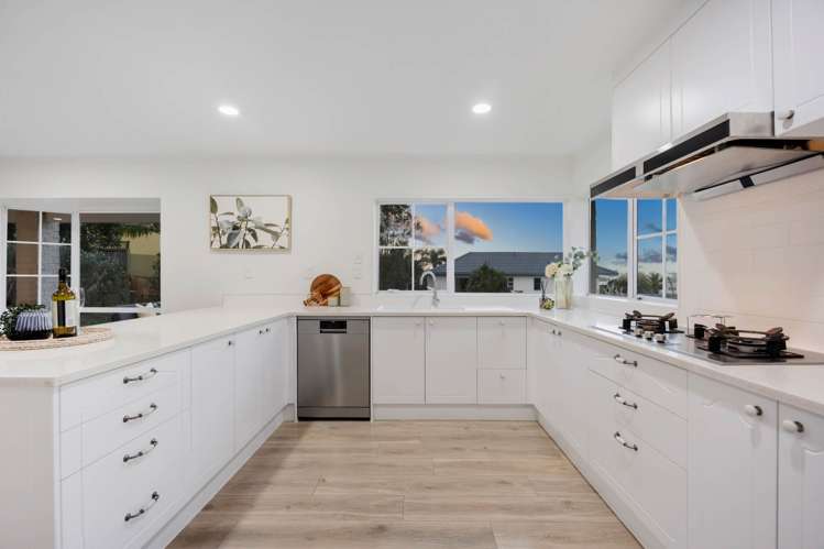 1/133A Hobsonville Road West Harbour_10