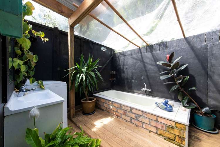 15 Erangi Place Bethells Beach_16