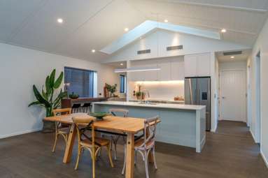 7 Kamana Rise_1