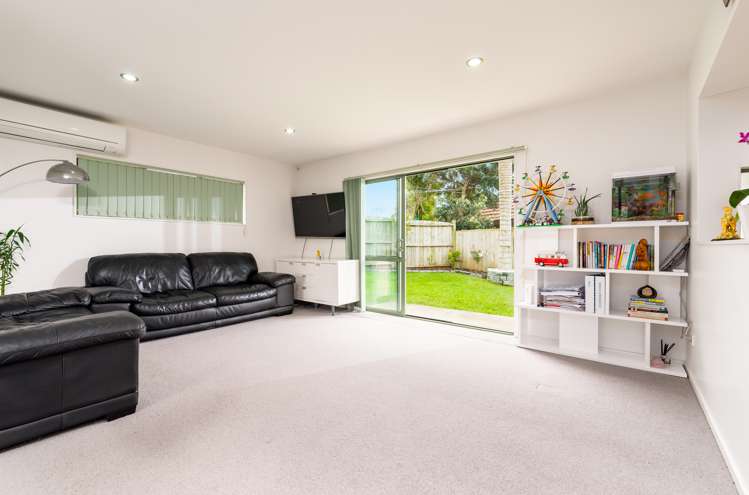 8a Kelwyn Road Kelston_5