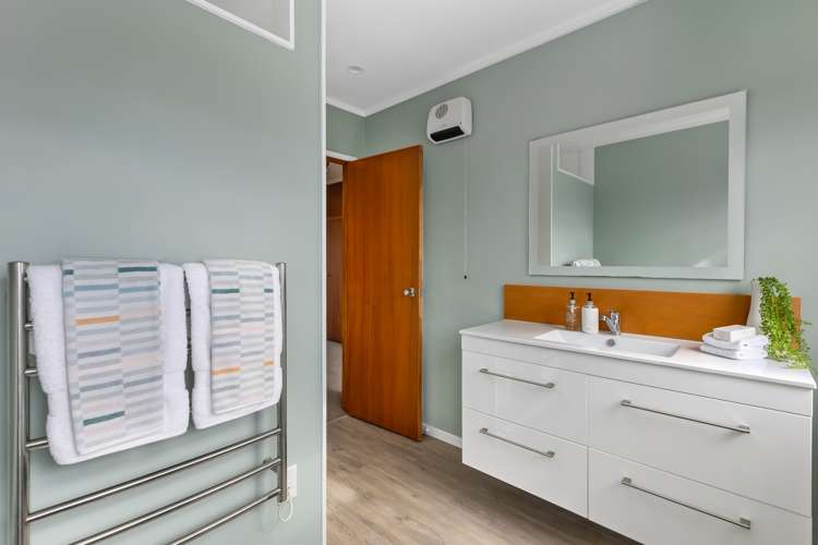 30a Geoffrey Road Torbay_22