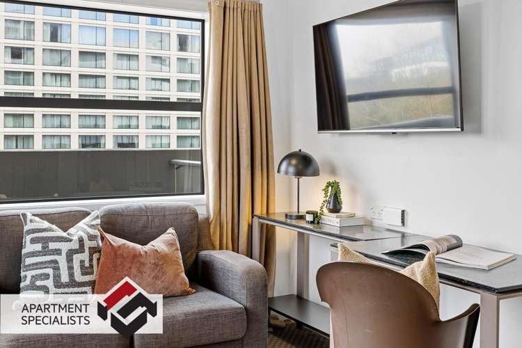 6 St Martins Lane_5