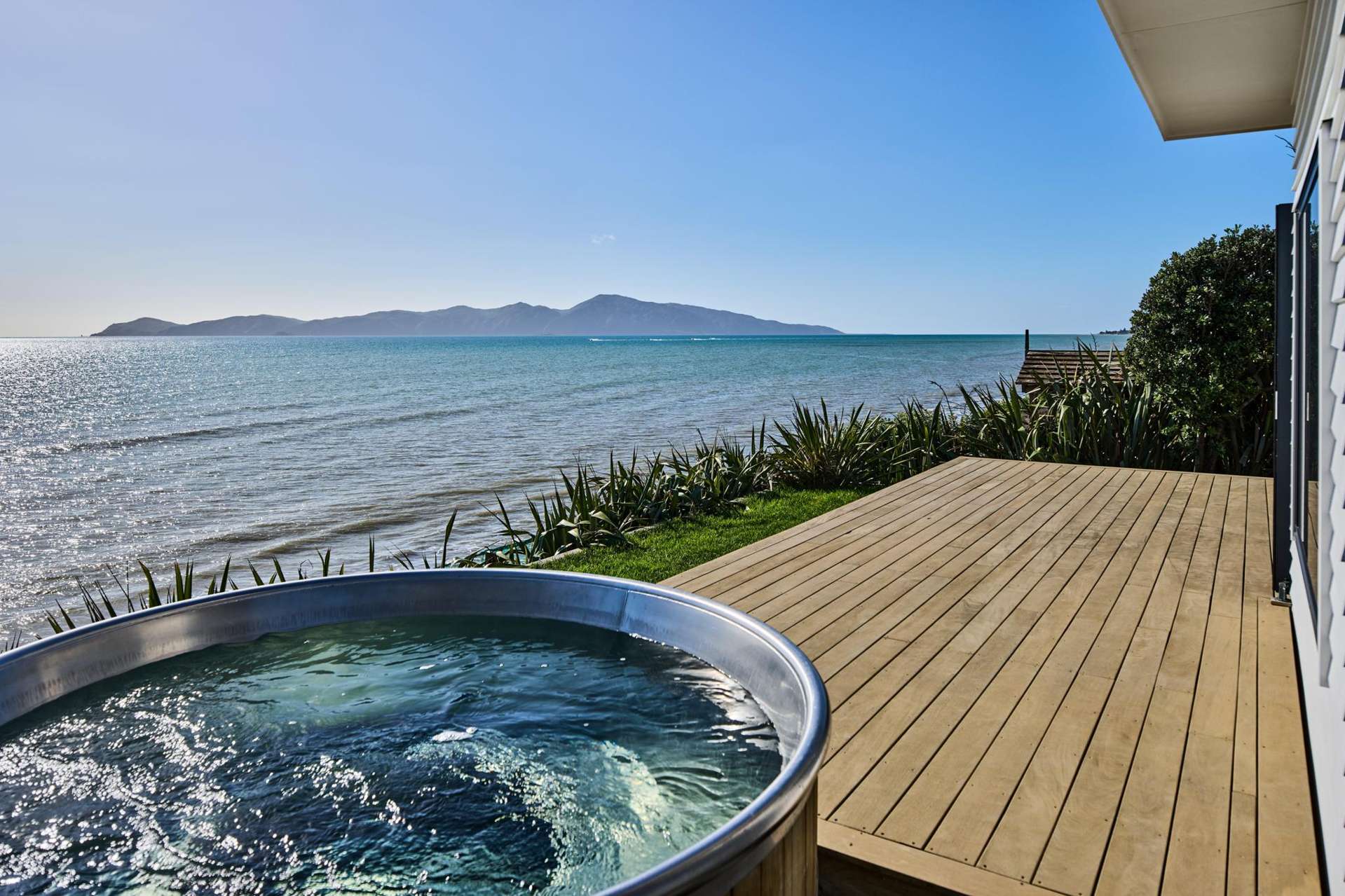 102 The Esplanade Raumati South_0