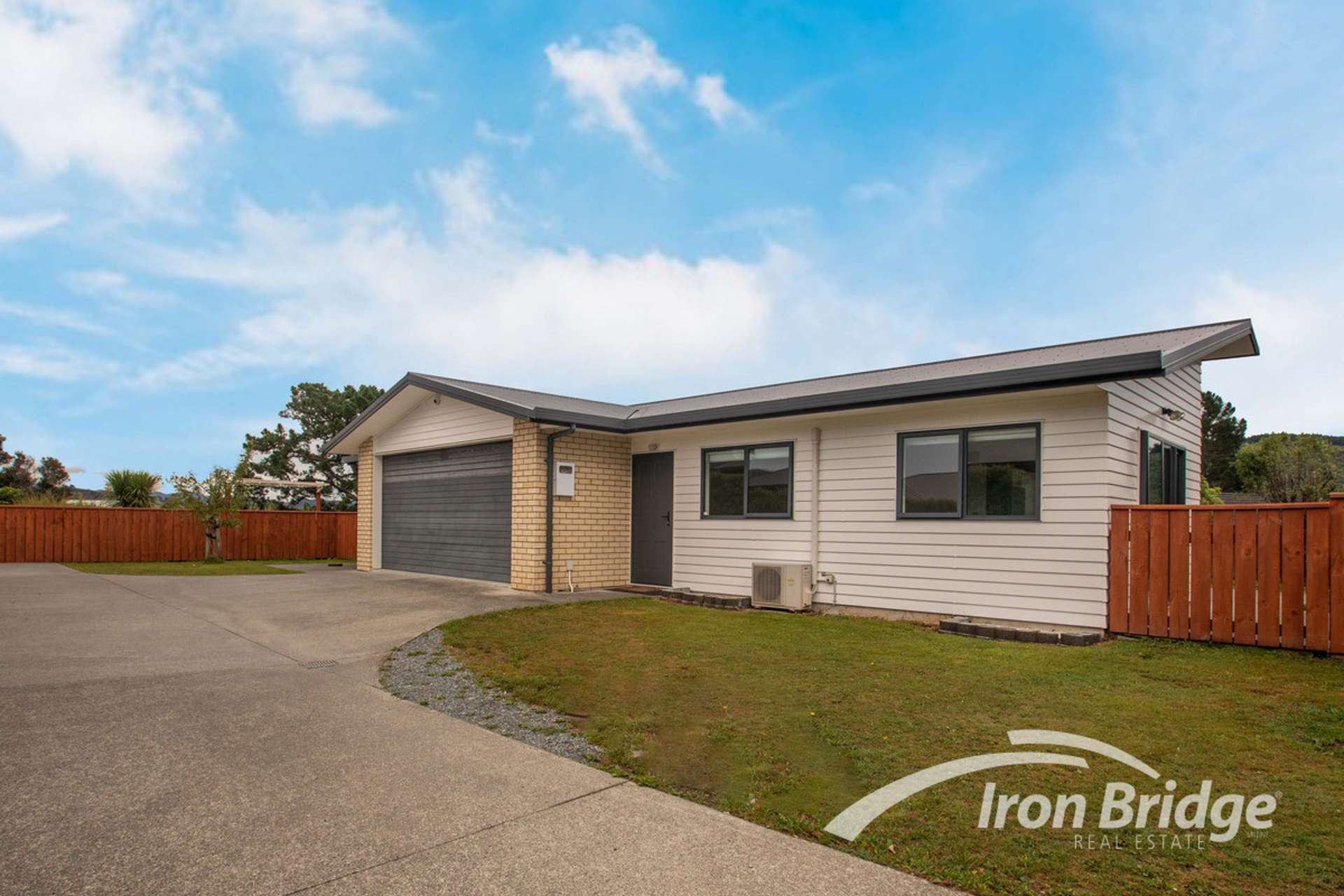 36 Sunstone Crescent Brown Owl_0