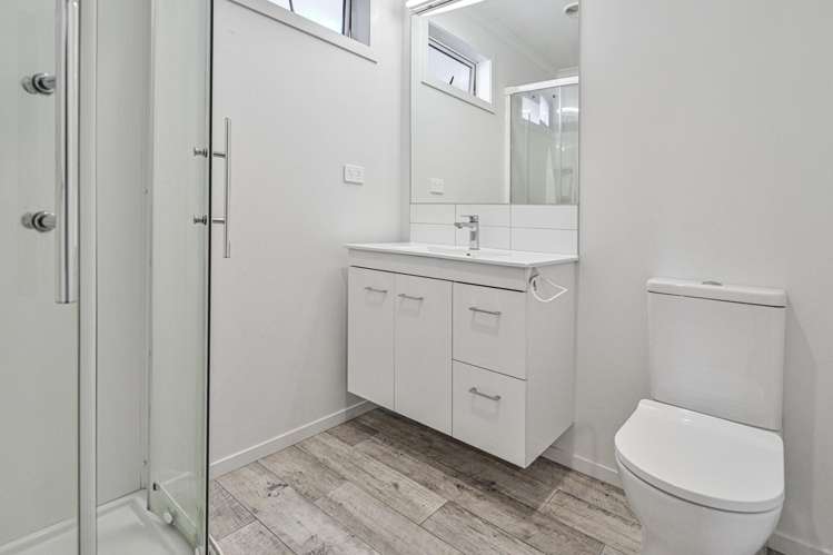 2 Tara Lane Parkvale_7