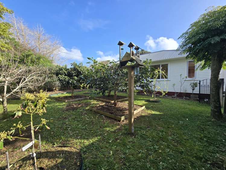 12 Miro Street Merrilands_31