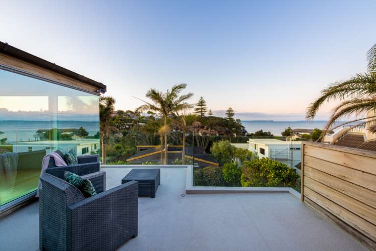 12 Whitby Crescent Mairangi Bay_16