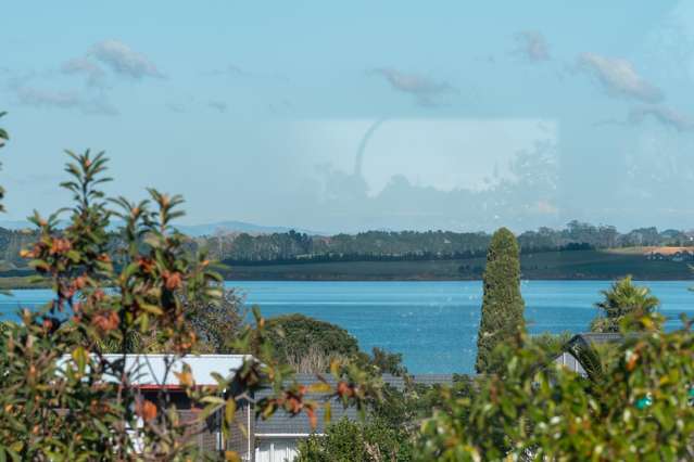 209 Carnoustie Drive Wattle Downs_1