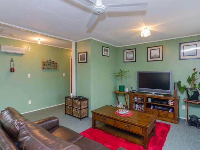 11 Lincoln Road Carterton_3