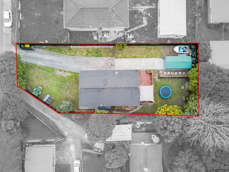 8 Karina Place Glen Eden_15