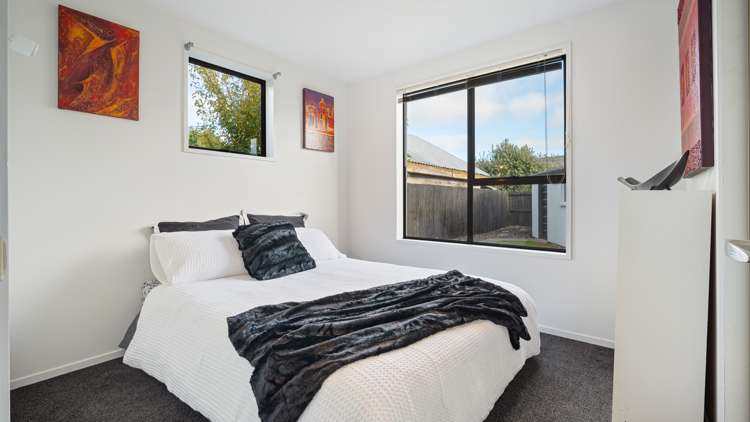 45 Karnak Crescent Russley_9