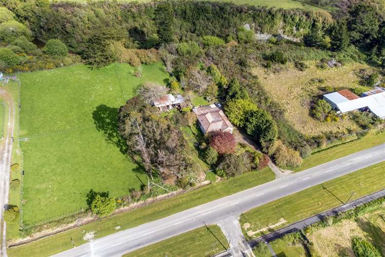 12 High Street Eketahuna_2