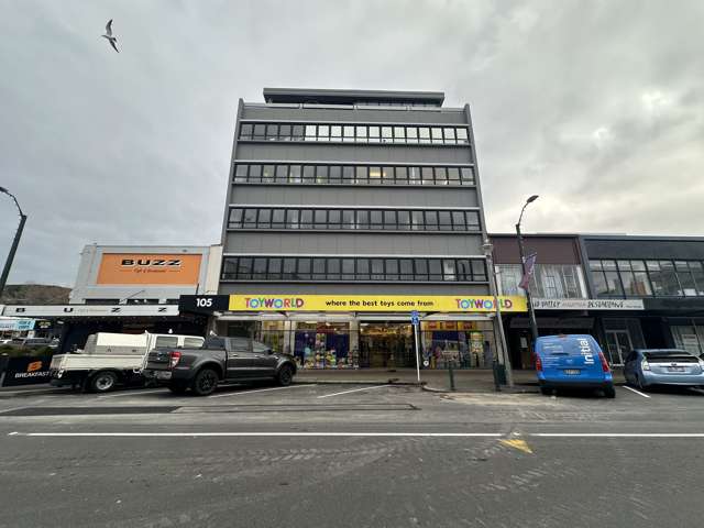 Affordable office in central Hutt