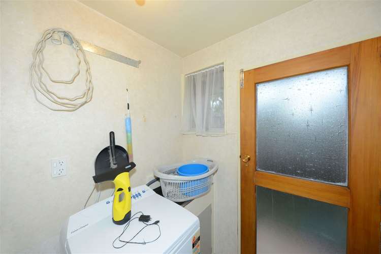 2/17 Takaro Avenue Sockburn_9