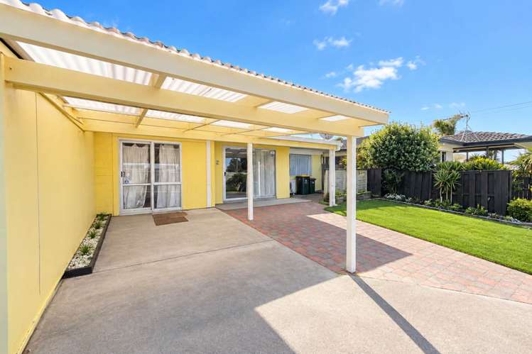 2/43 McIntyre Road Mangere Bridge_1