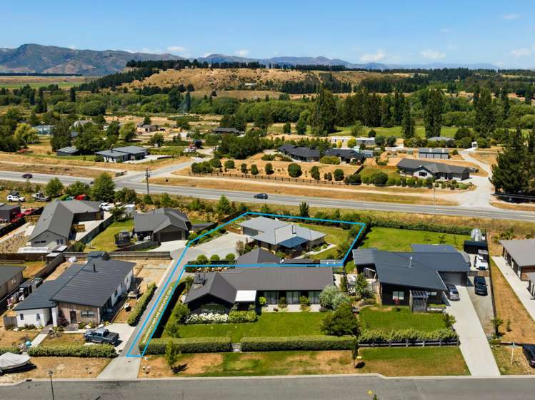 13 Kingfisher Crescent Albert Town_2