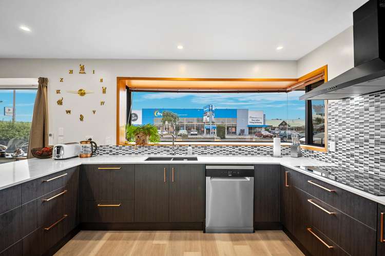 57 Queenspark Drive_4