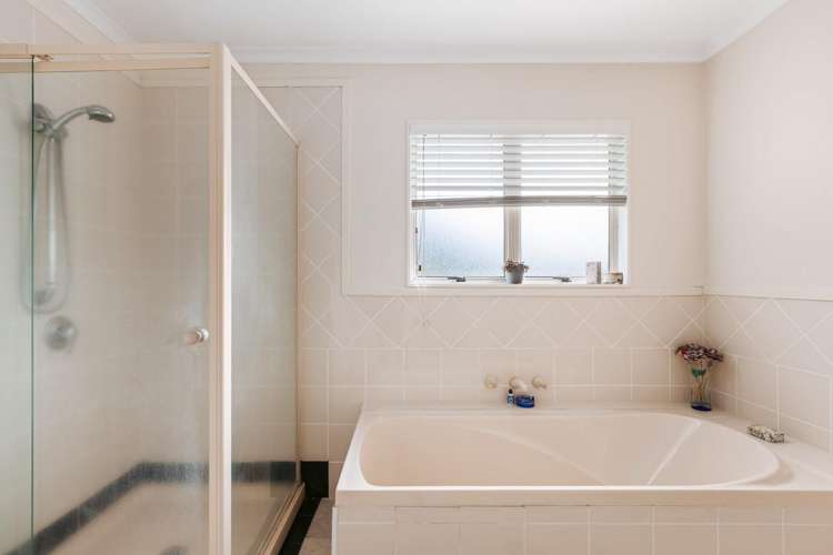 17B Roys Road Parkvale_18