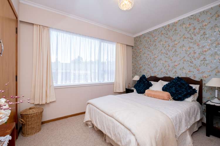 16 Montjoy Street Stratford_15