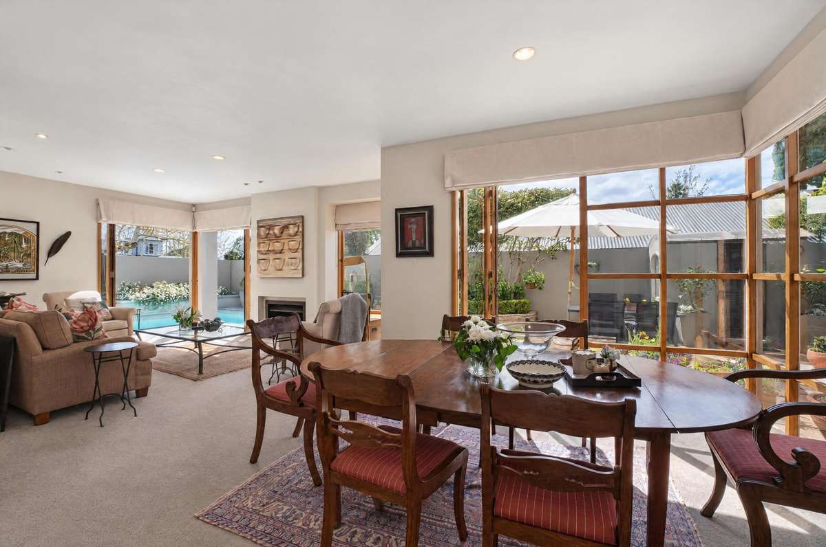 1/1 Burwood Crescent_1