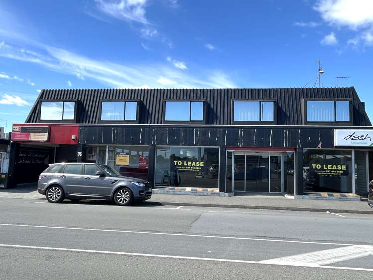 176 Main Highway Otaki_2