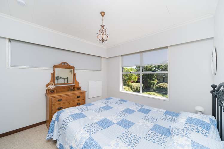 81 Long Melford Road Awapuni_13