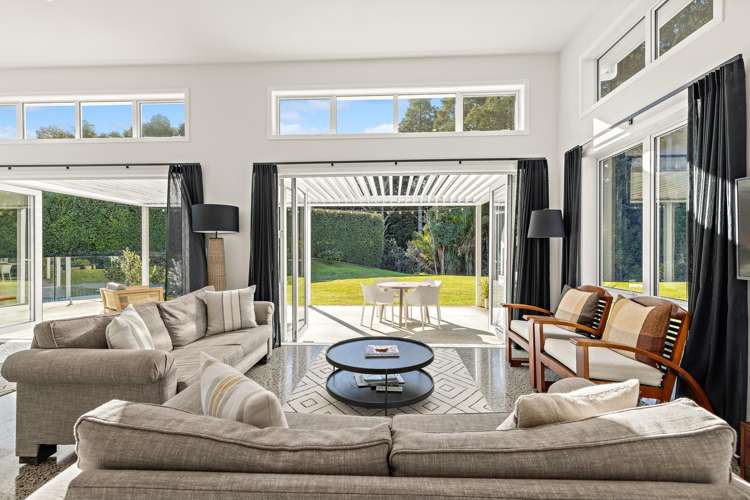 32 Awanui Crescent Matakana_19