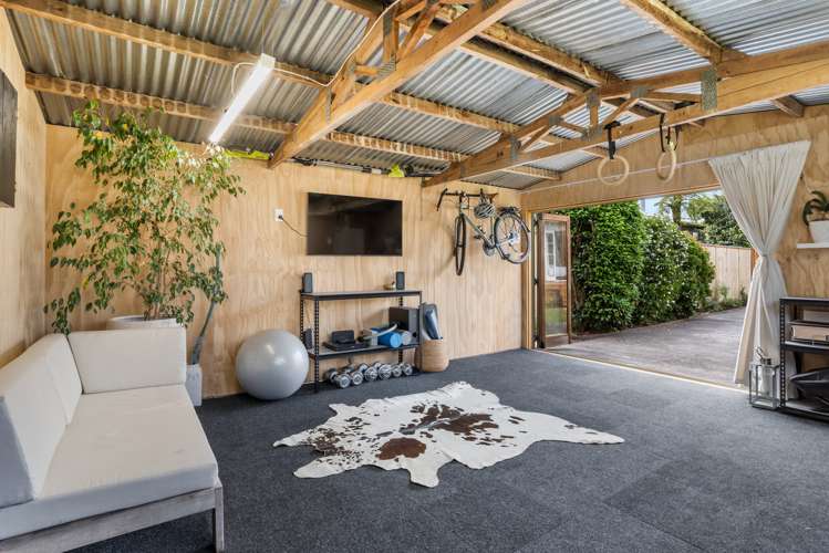 16 Brennan Avenue Te Atatu Peninsula_18