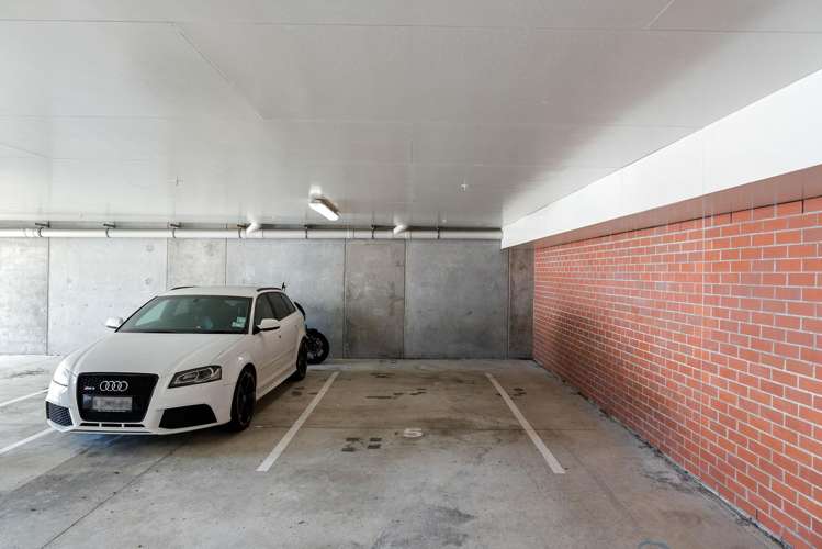 615/21 King Street Mount Cook_10