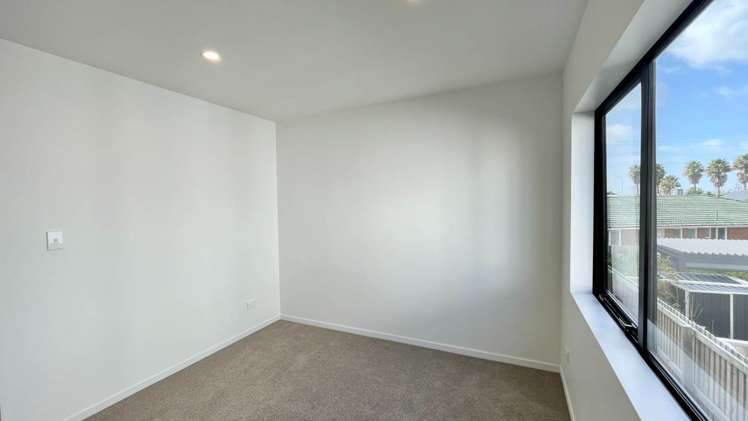 3/9 Flanshaw Road Te Atatu South_10